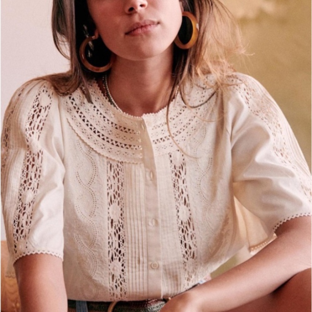 Sezane ecru cotton lace romantic blouse